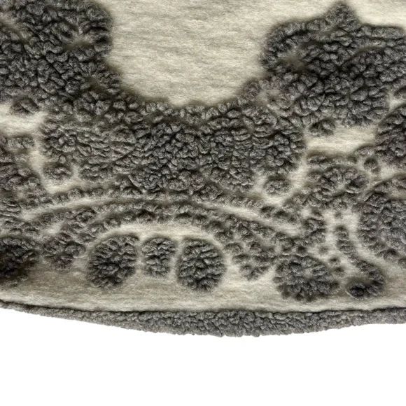 See and Be Seen OS Cream Gray Paisley, Sherpa, Drape Collar, Open Lagenlook Vest - Picture 6 of 16